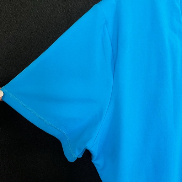 SOLD🆕 NWT PUMIEY Blue V-Neck Slim Fit Tee | Size XL - Picture 6 of 8